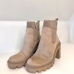 Jennifer Lopez Taupe Heeled Boots